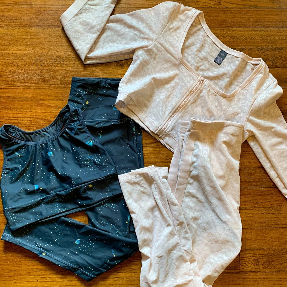 2 SETS of Victoria’s Secret activewear